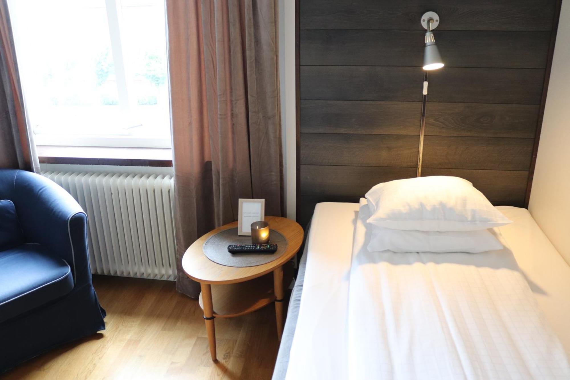 Hotell Radhuset Lidköping エクステリア 写真
