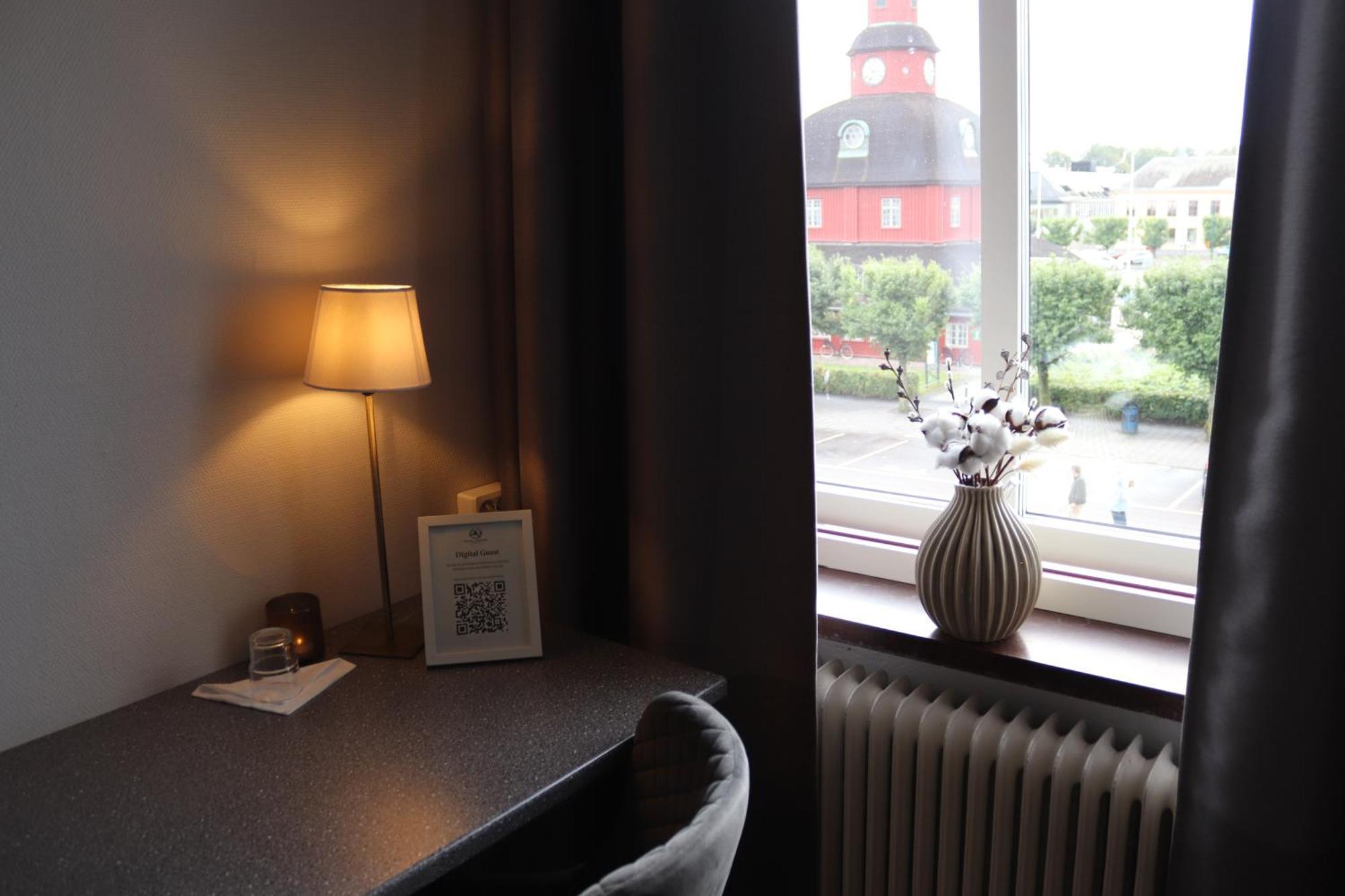 Hotell Radhuset Lidköping エクステリア 写真