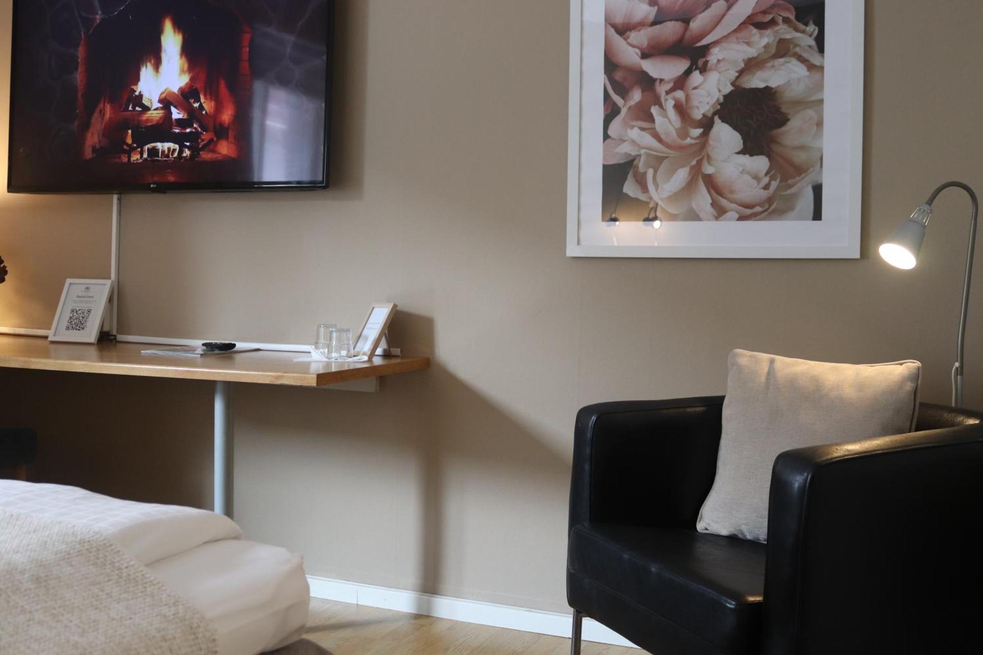 Hotell Radhuset Lidköping エクステリア 写真