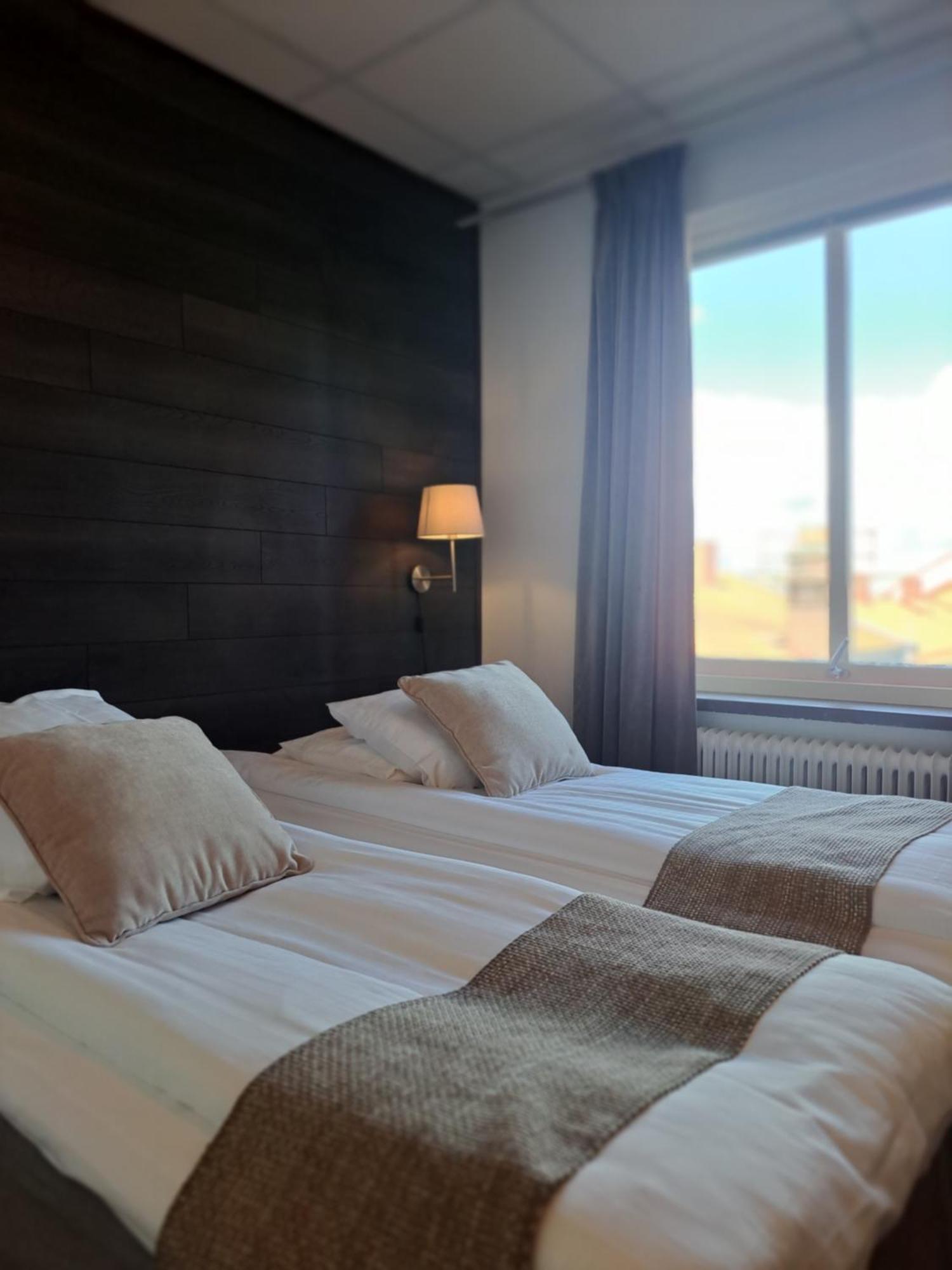Hotell Radhuset Lidköping エクステリア 写真